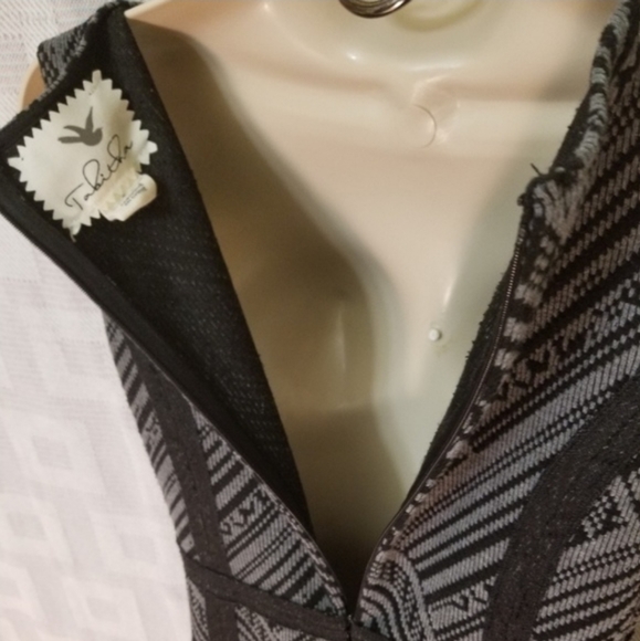 🧧Perfect Tabitha Anthropologie Dress🎊TRENDING(COPY) - Picture 4 of 9